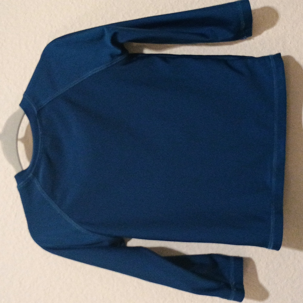 4/$15 Zip Up Rash Guard, 12M - Picture 3 of 3